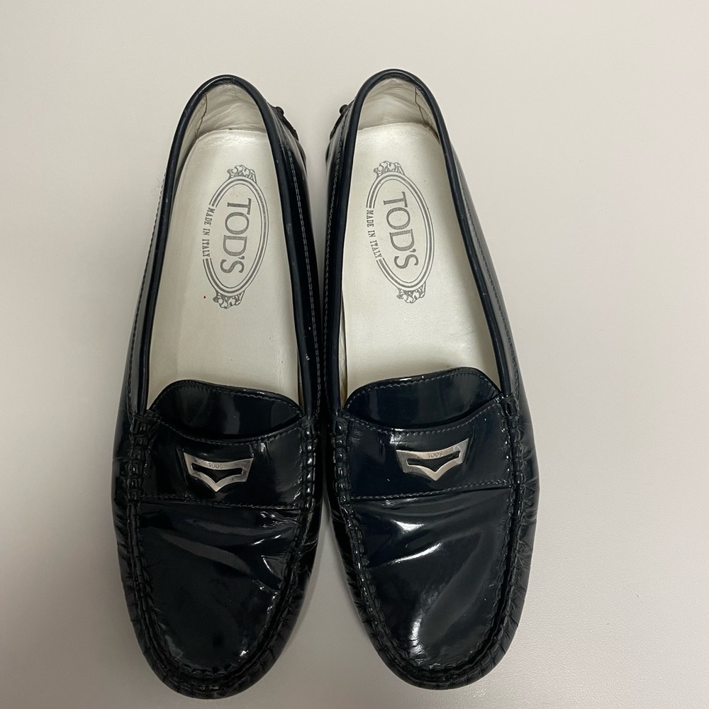 Tod’s Patent Leather Driving Loafers Navy Blue